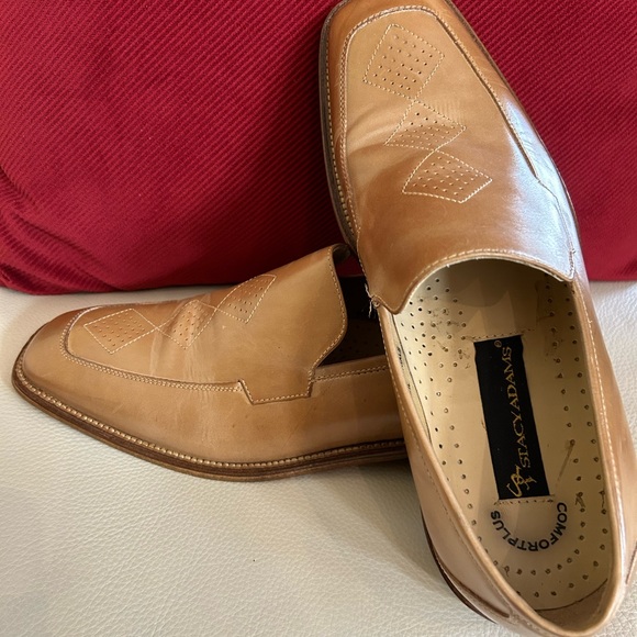 STACY ADAMS- Tan Dress Shoes - Picture 2 of 4